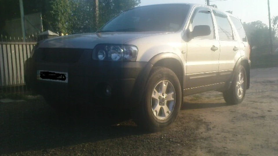 Ford Maverick 5