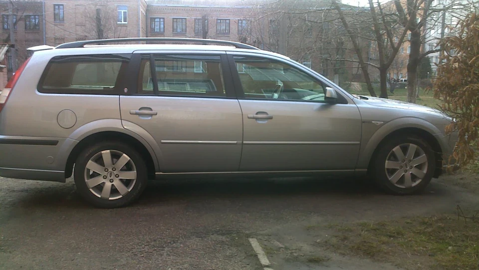 Ford Mondeo 1.8 бензин 5 ст. МКПП 4