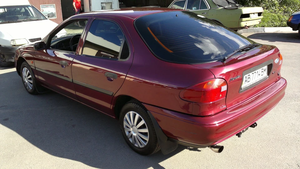 Ford Mondeo 1.8i 115л.с. 3