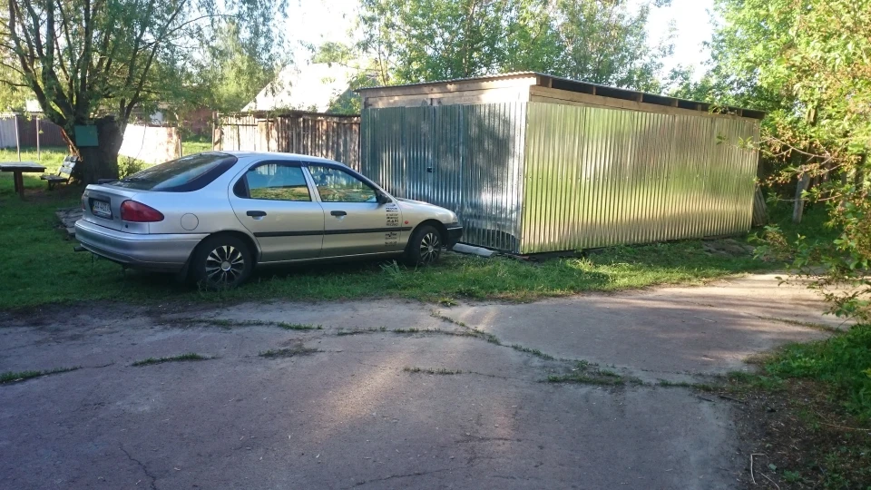 Ford Mondeo 1.8i 5