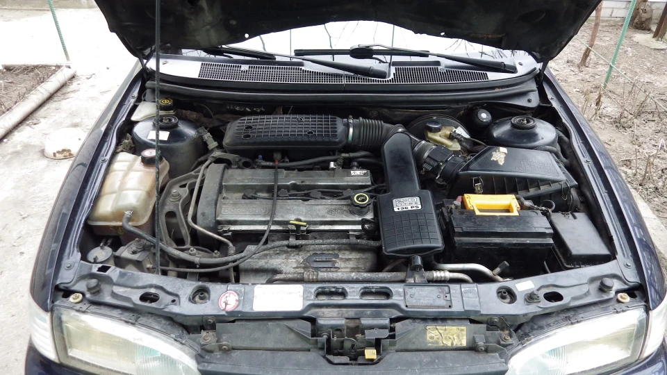 Ford Mondeo 2.0 DOHC 136p.s.100 kw 5