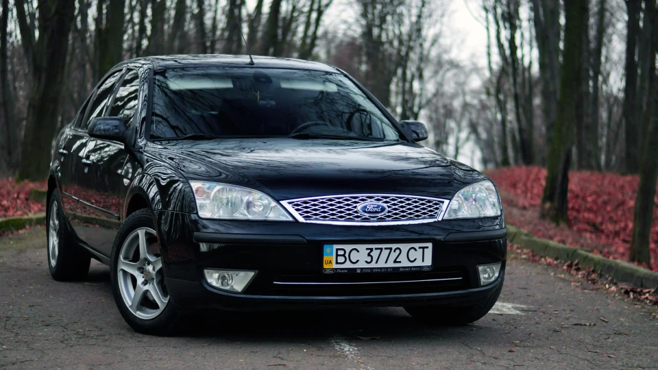 Ford Mondeo 2.0 Ghia X 5