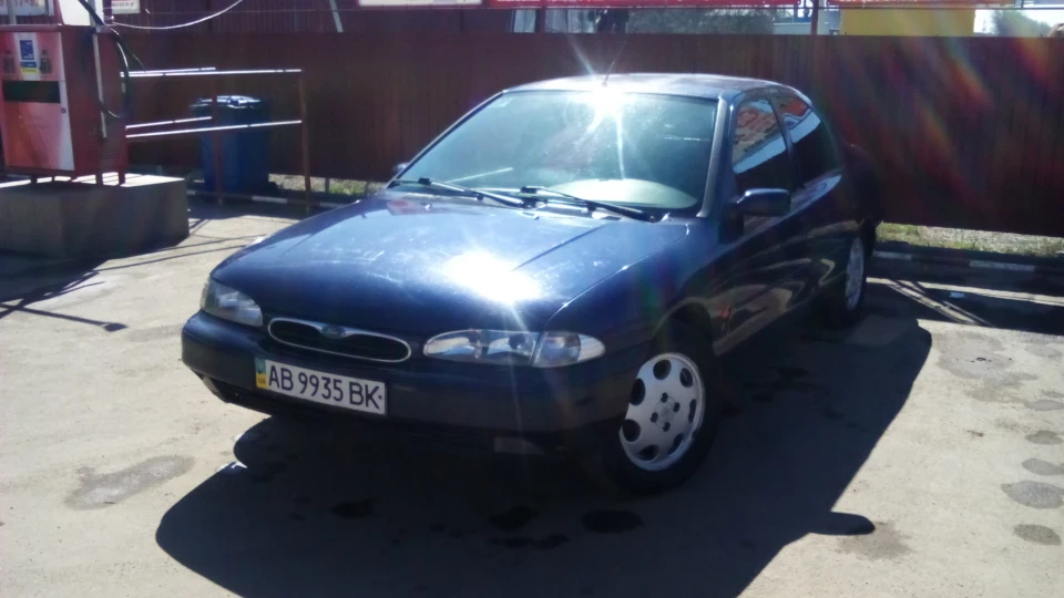 Ford Mondeo 2.0 Ghia 2