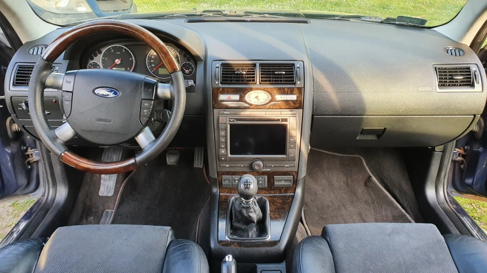 Ford Mondeo 2.0 TDCI 96kw 5