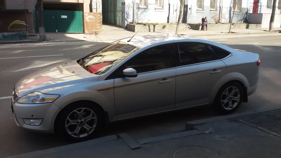 Ford Mondeo 2.3 AT Titanium 4