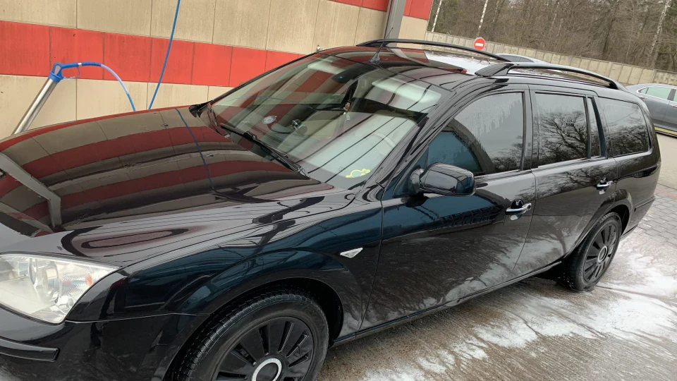 Ford Mondeo 2,5 Black Panther 3