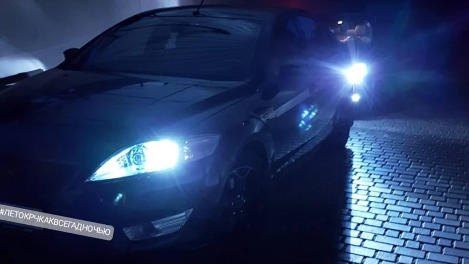 Ford Mondeo black 5