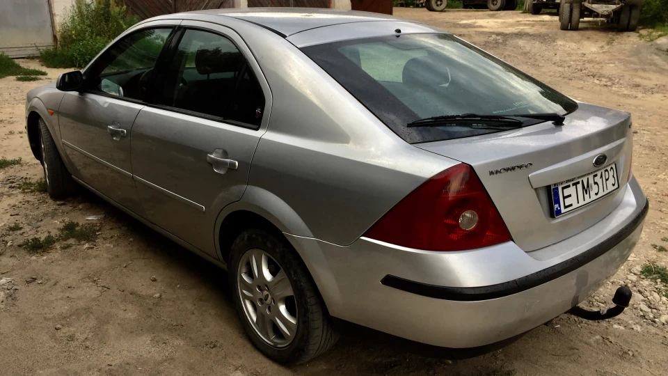 Ford Mondeo Chia 4