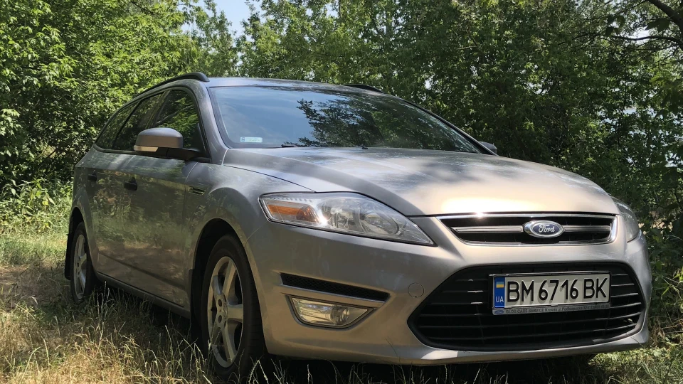 Ford Mondeo Del Rey 2