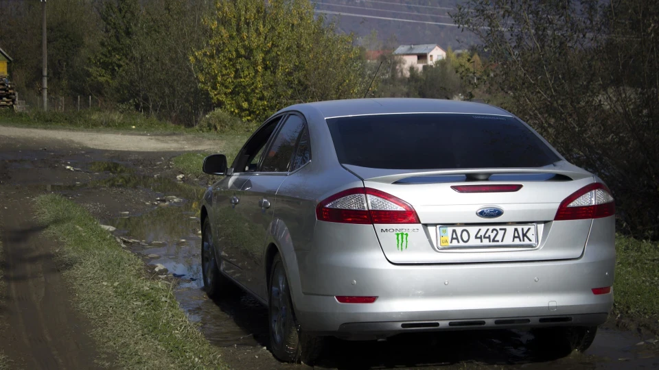 Ford Mondeo металік 2.0 2
