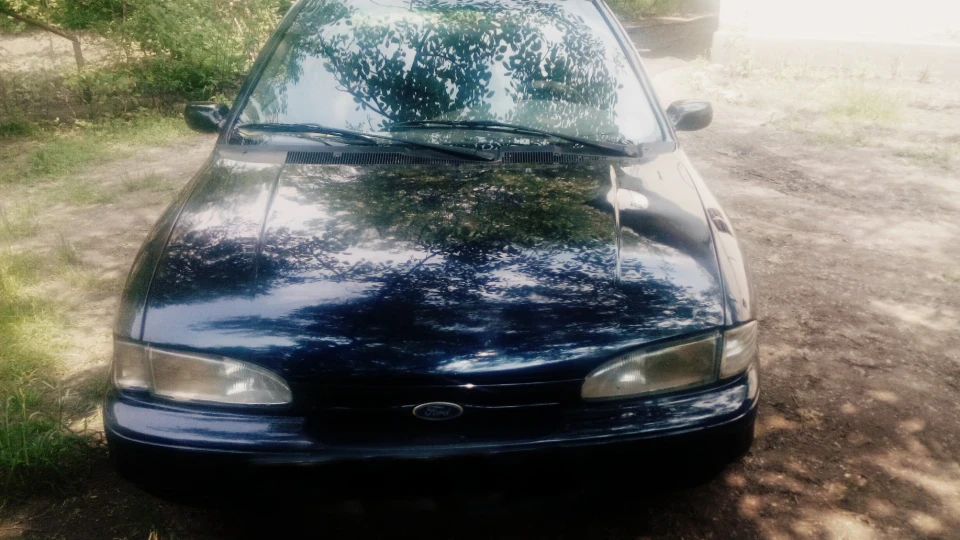 Ford Mondeo Midnight Blue 2
