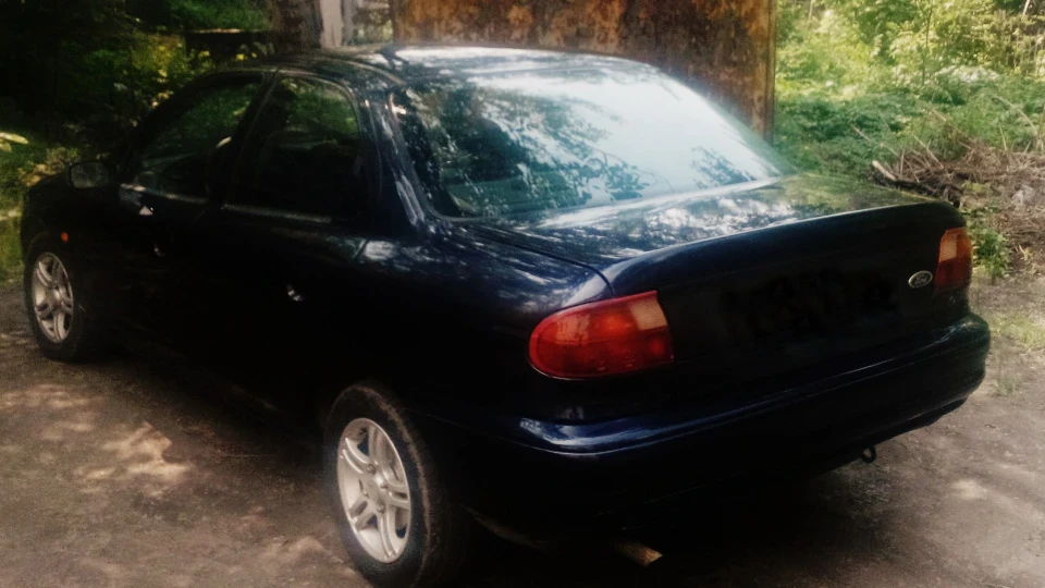 Ford Mondeo Midnight Blue 3