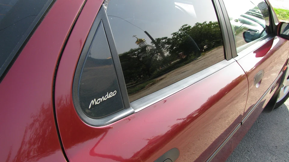 Ford Mondeo mk2 3
