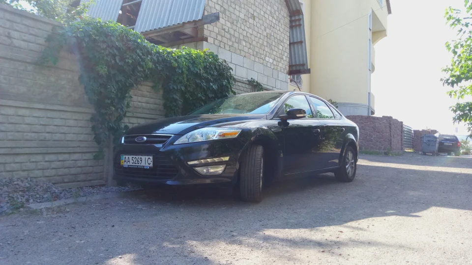 Ford Mondeo "Moonknight" 2