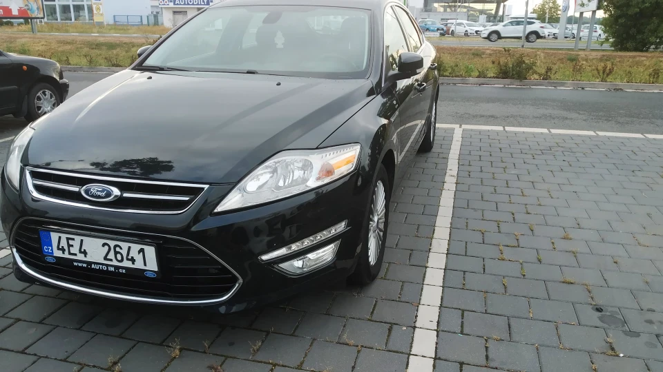 Ford Mondeo nedoTitanium 3