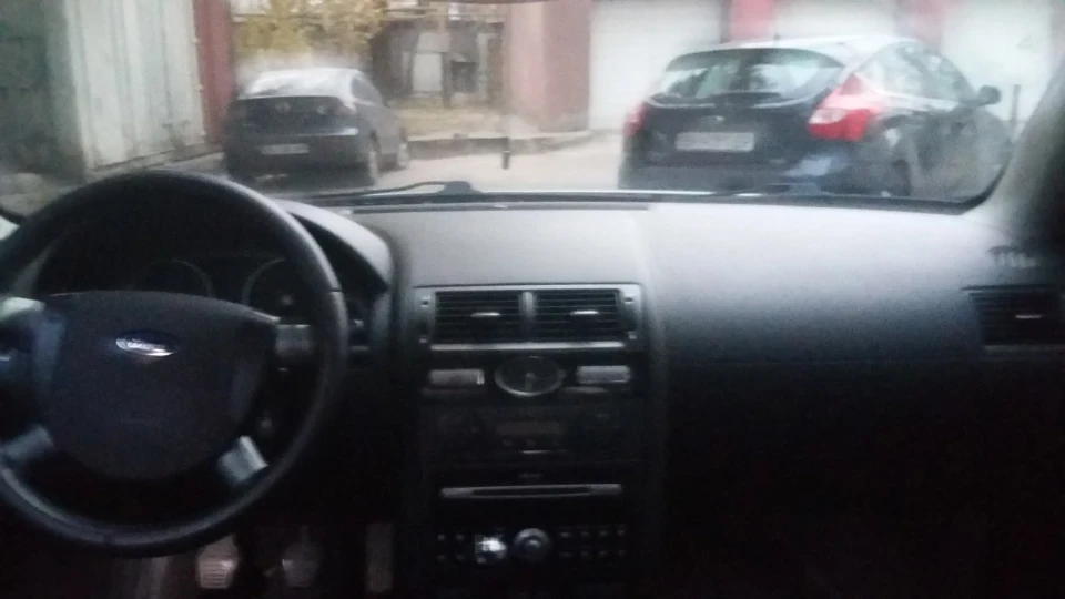 Ford Mondeo новий віз 3