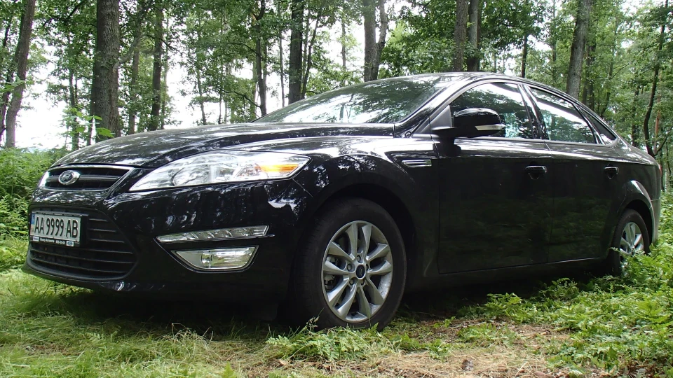Ford Mondeo Panther Black 2