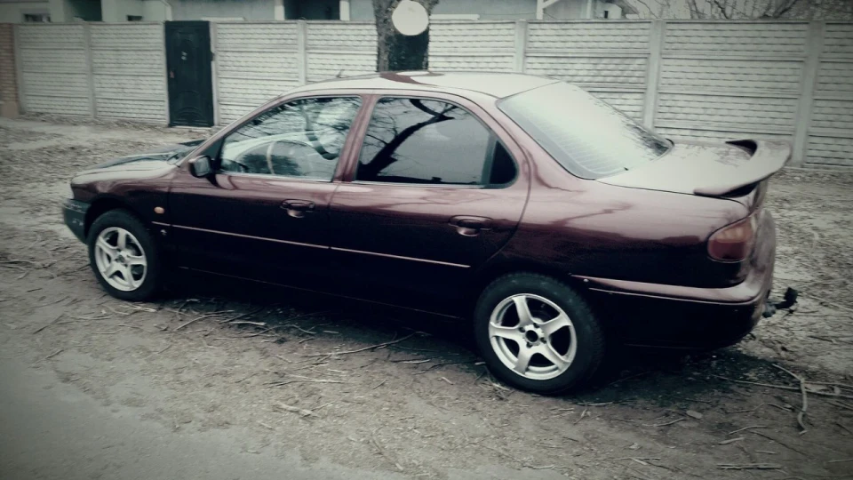 Ford Mondeo Робоча конячка