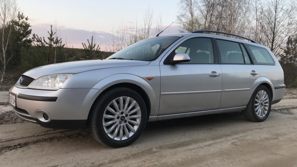 Ford Mondeo Самець 1,8 petrol 5MT 5