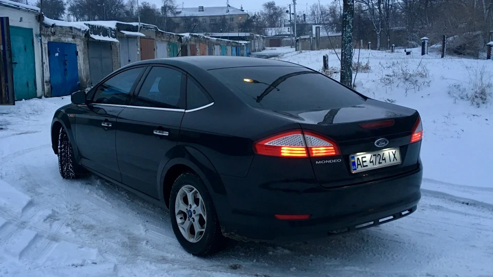 Ford Mondeo Titanium Black 4