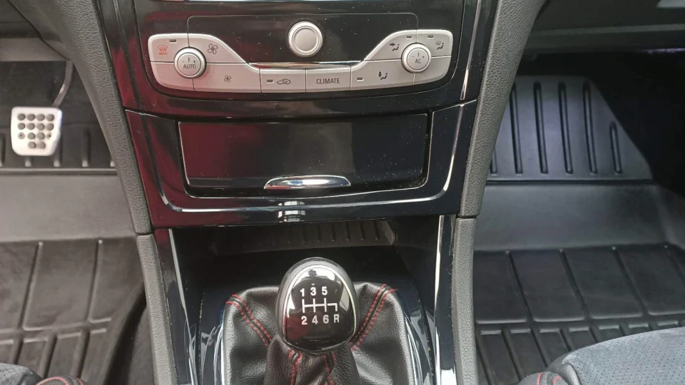 Ford Mondeo Titanium S турбовагончик 2
