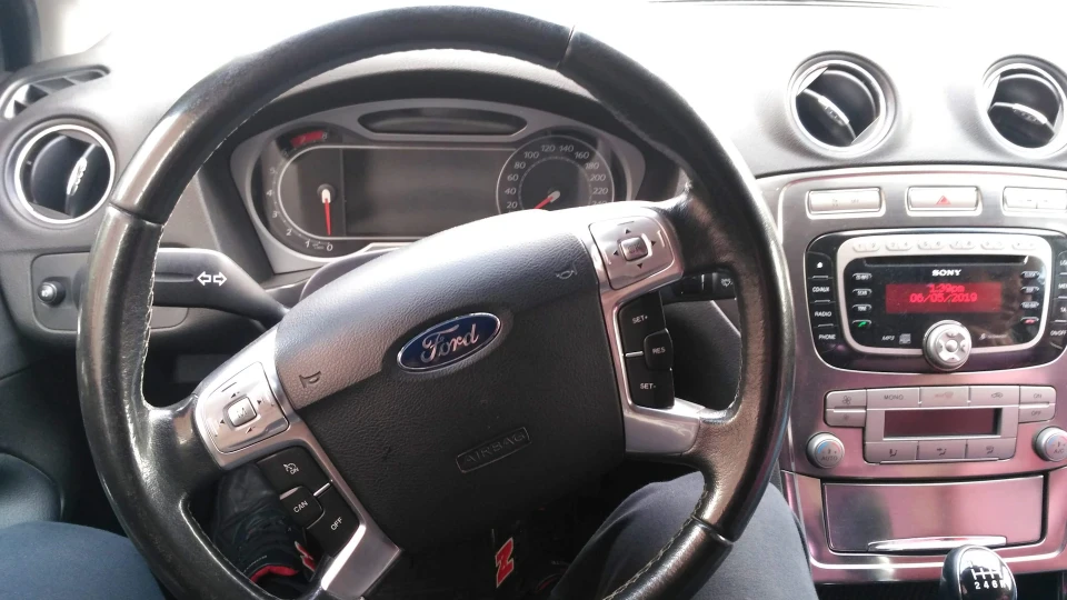 Ford Mondeo Titanium X 2