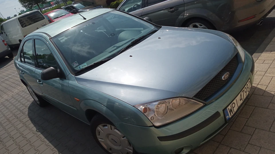 Ford Mondeo Зелений морський бриз