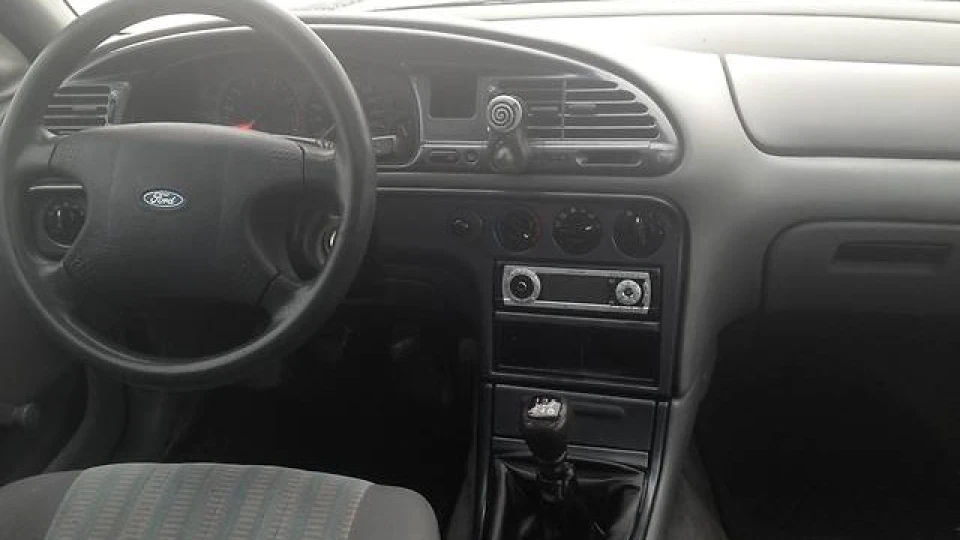 Ford Mondeo залізна чудовисько 3