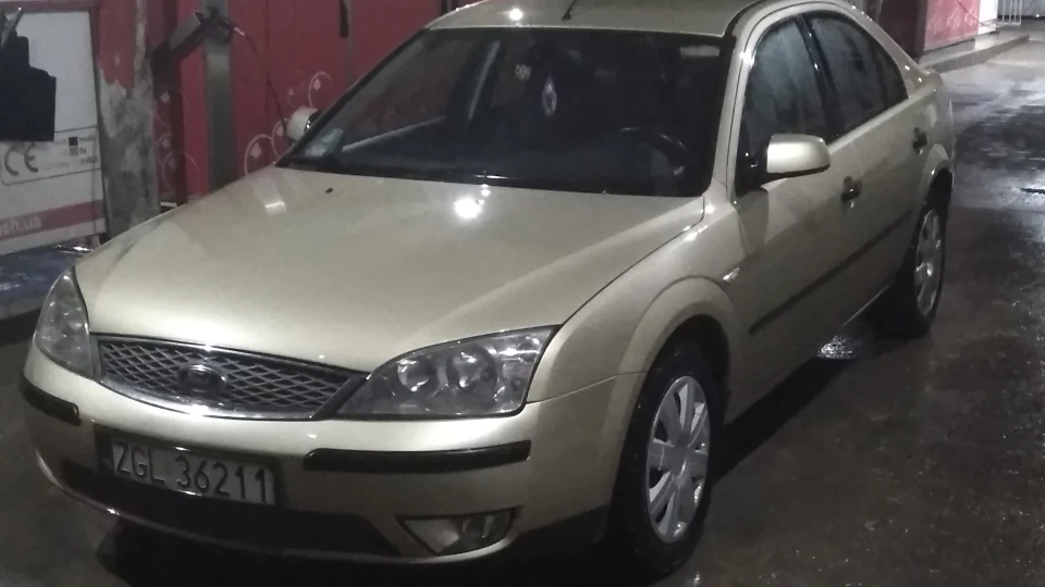 Ford Mondeo ZM 3