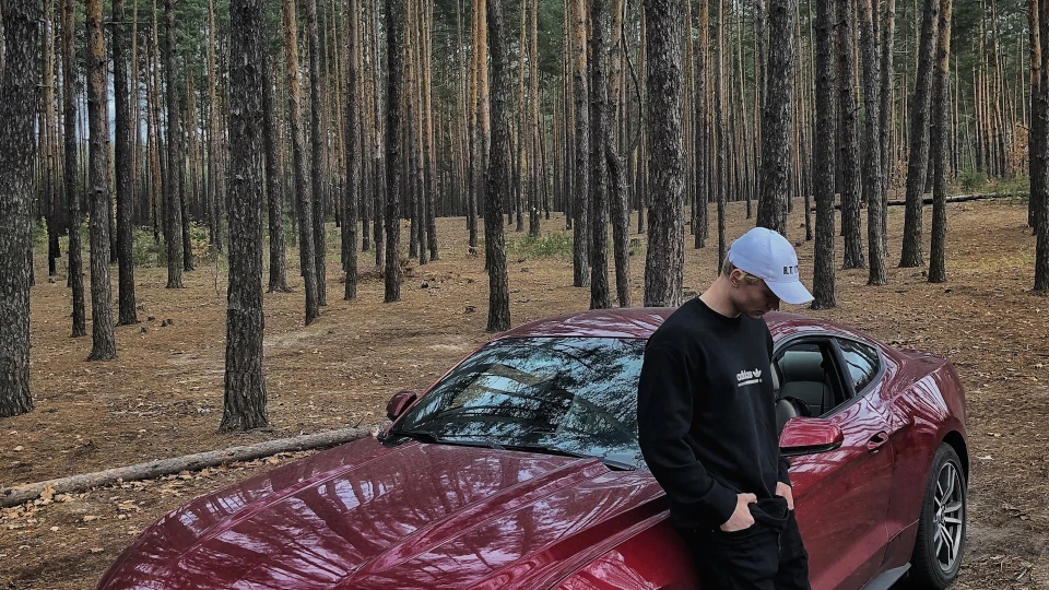 Ford Mustang 2