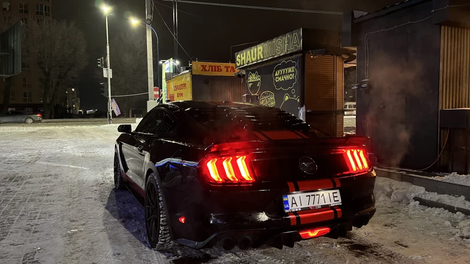 Ford Mustang 2