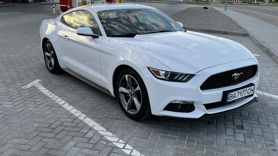 Ford Mustang 2