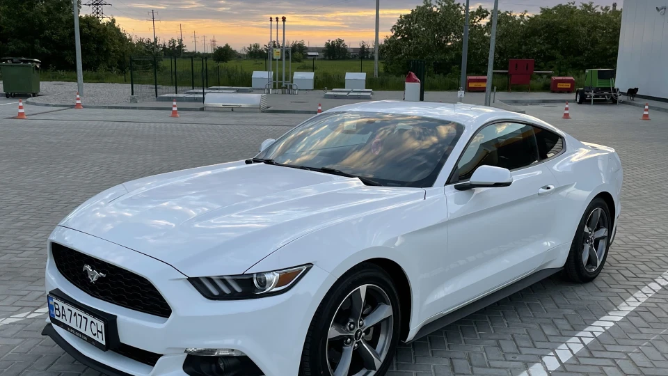 Ford Mustang 3