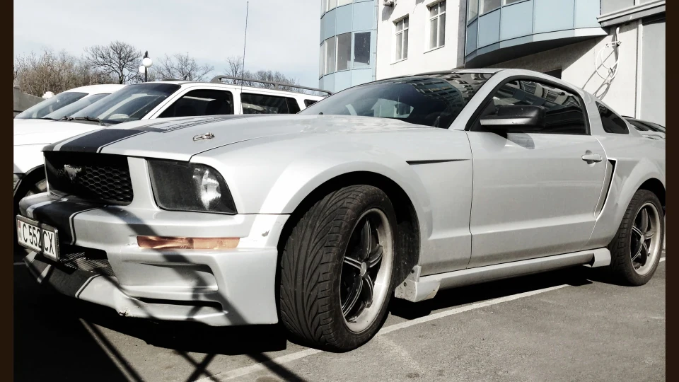 Ford Mustang 2