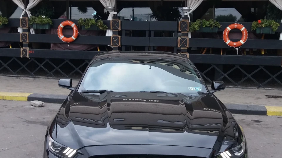 Ford Mustang 2.3 літровий Екобуст.