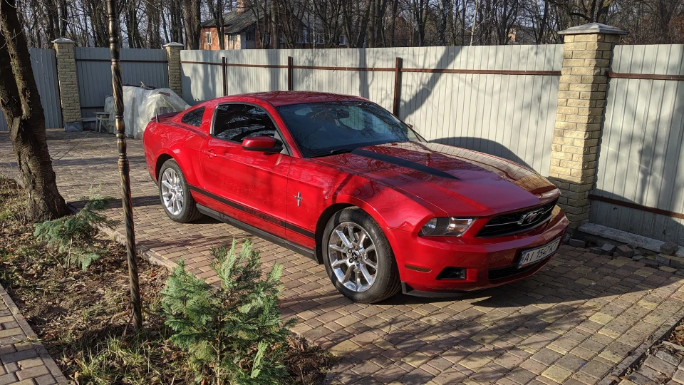 Ford Mustang 3.7 atmo 4