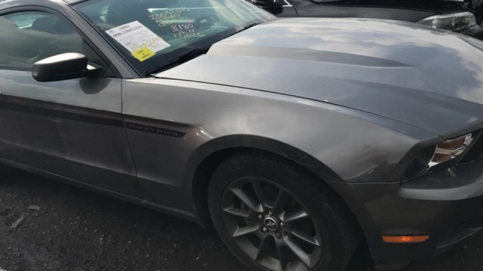 Ford Mustang 3.7 V6 2