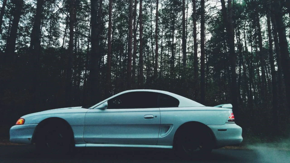 Ford Mustang 3.8 v6 2