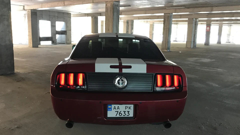 Ford Mustang 4.0 RED 4