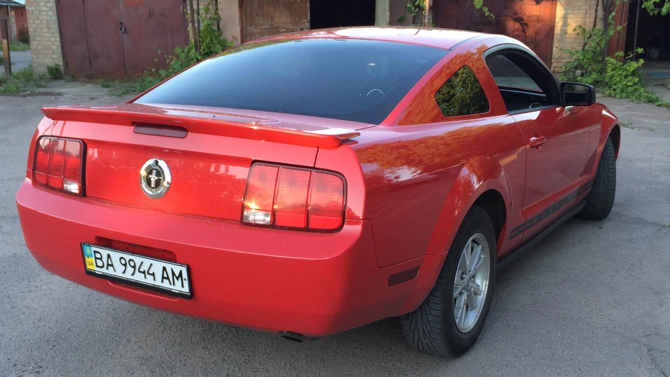 Ford Mustang 4.0 Sport 5