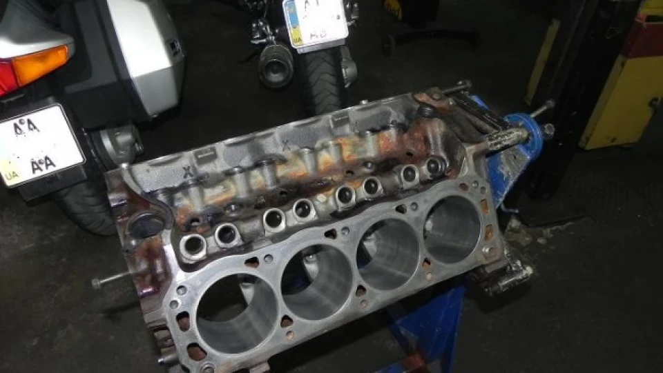 Ford Mustang 5.0 4
