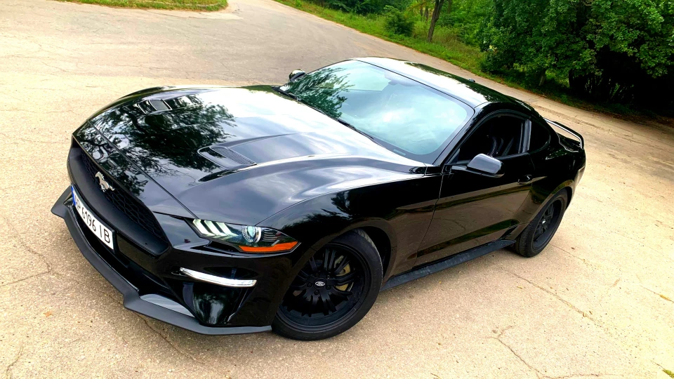 Ford Mustang EcoBoost 2.3 5