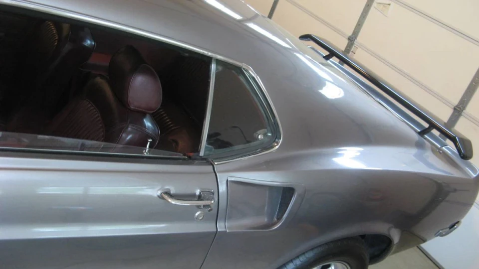 Ford Mustang Fastback 2
