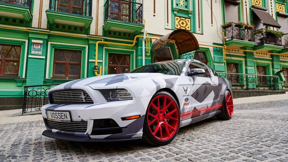 Ford Mustang міський камуфляж 2