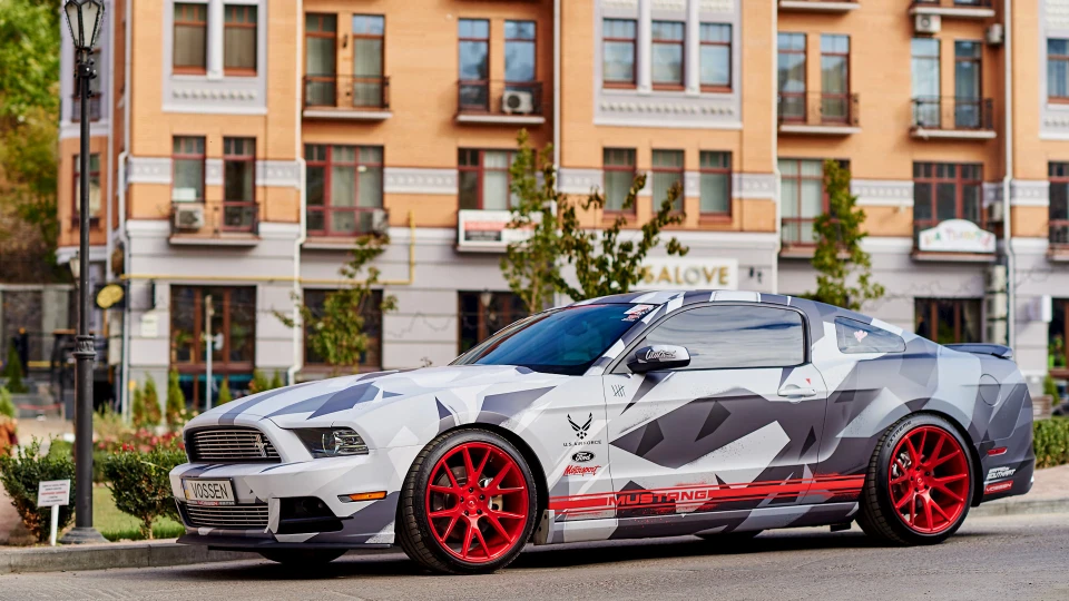 Ford Mustang міський камуфляж 3