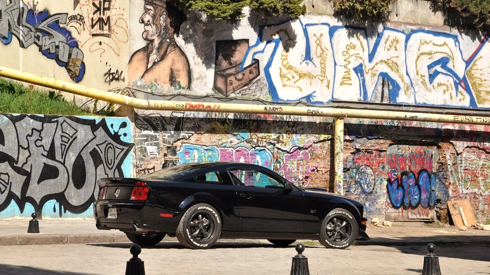 Ford Mustang GT 3