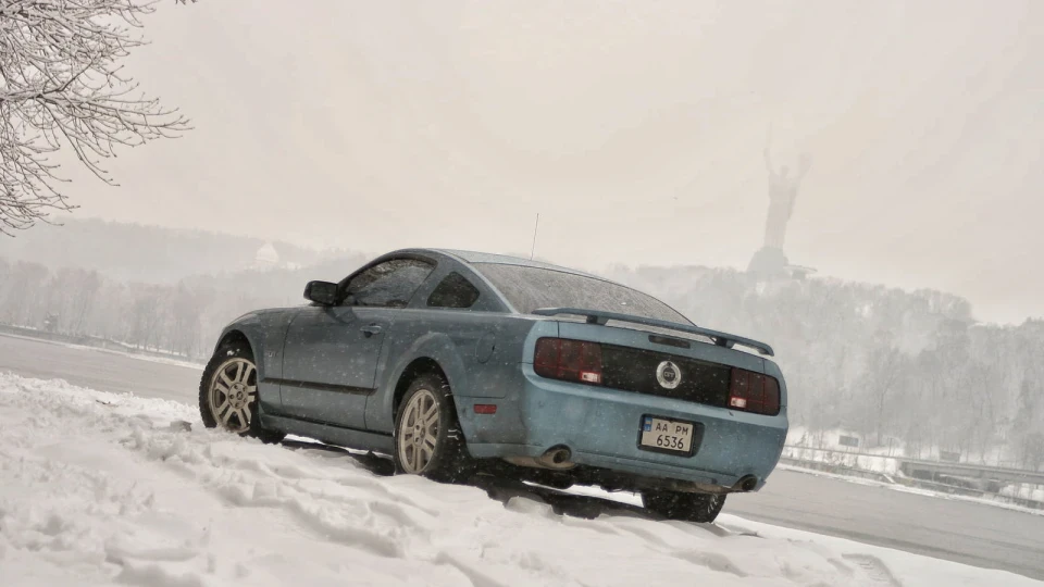Ford Mustang GT 5