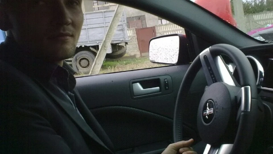 Ford Mustang Кінь без даху) 3