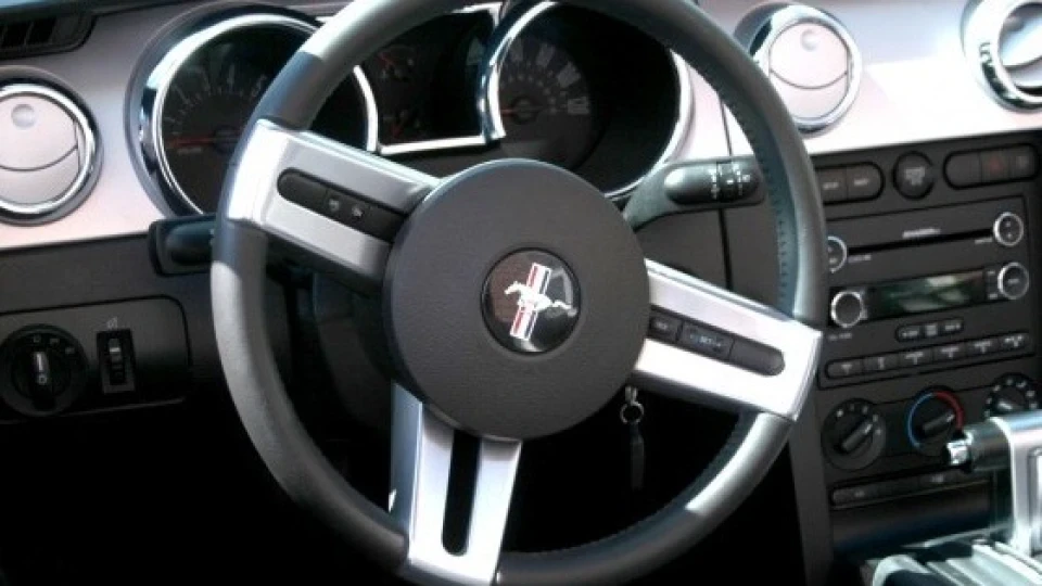 Ford Mustang Кінь без даху) 5