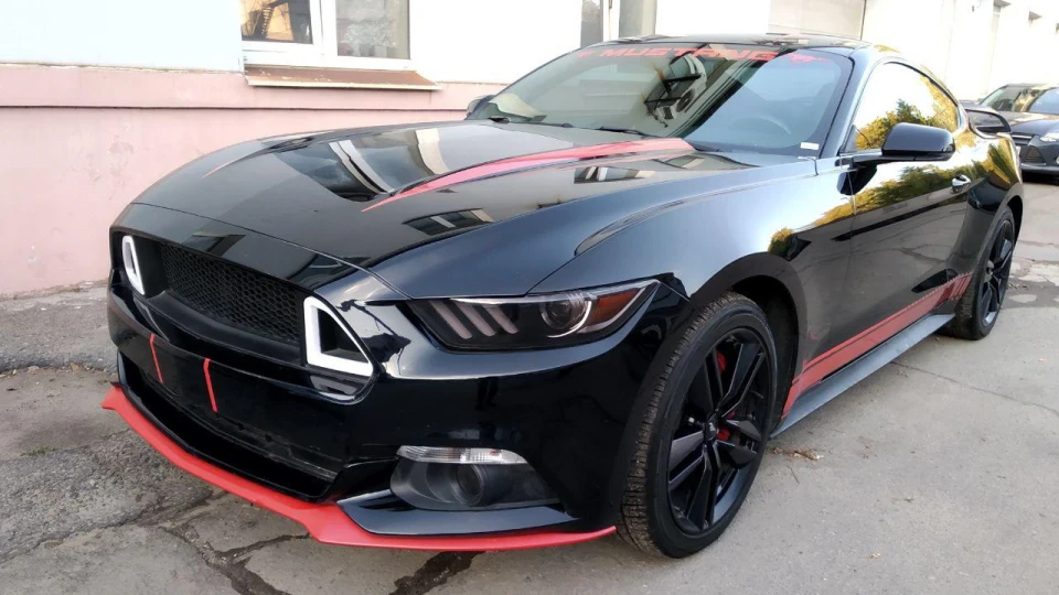 Ford Mustang Performance Package 3